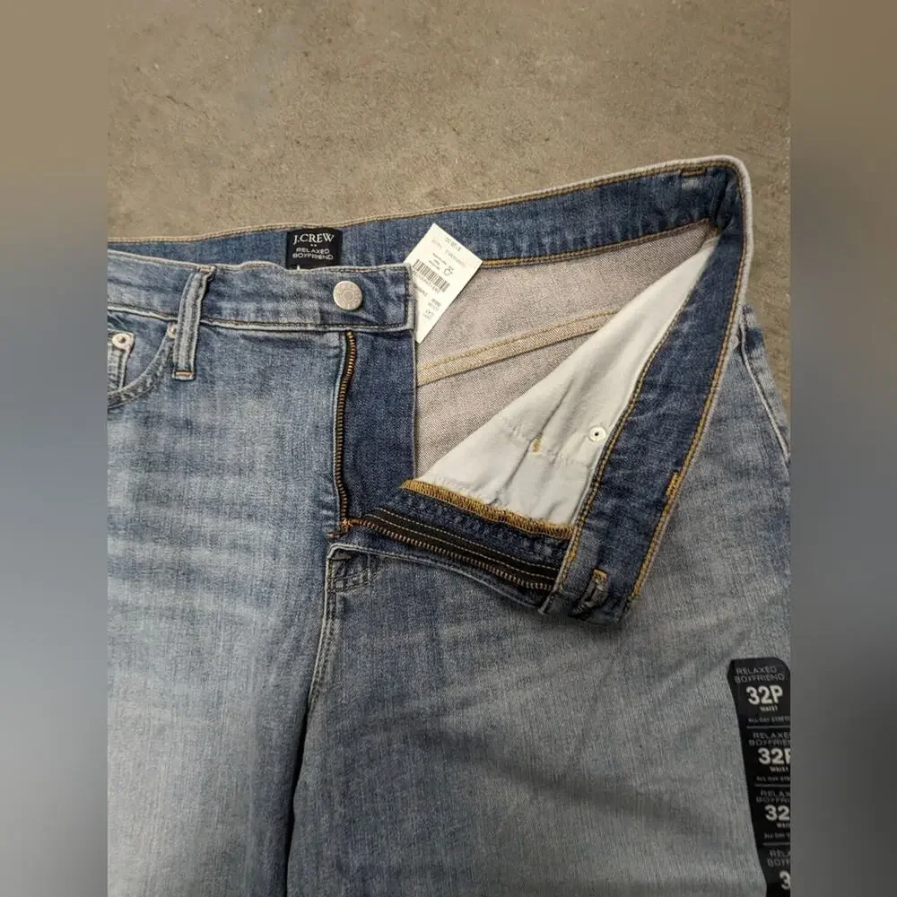 ·J Crew Relaxed Boyfriend Jeans, 32p - Picture 4 of 13